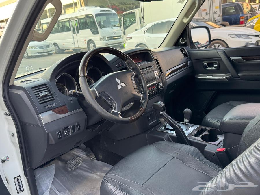 ميتسوبيشي باجيرو 3.8 فل كامل 201464548336679809114