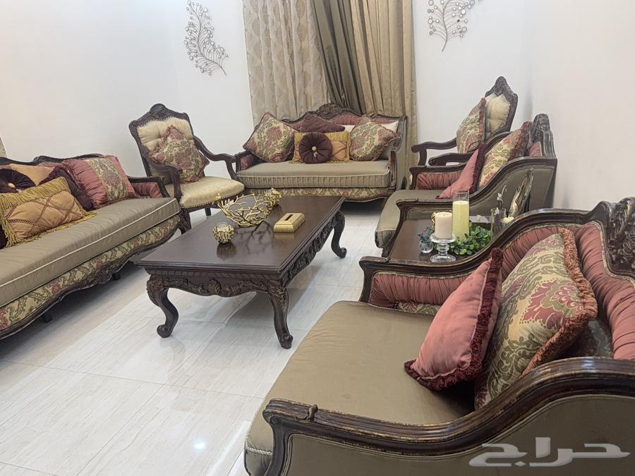 كنب نظيف جدا للبيع من المطلق الشراء 22000R للبيع اعلى سوم64399647946115112