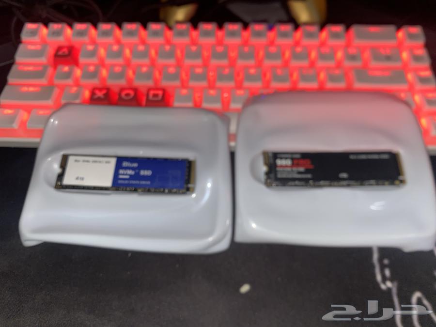 للبيع SSD M.2 4T64393376245761111