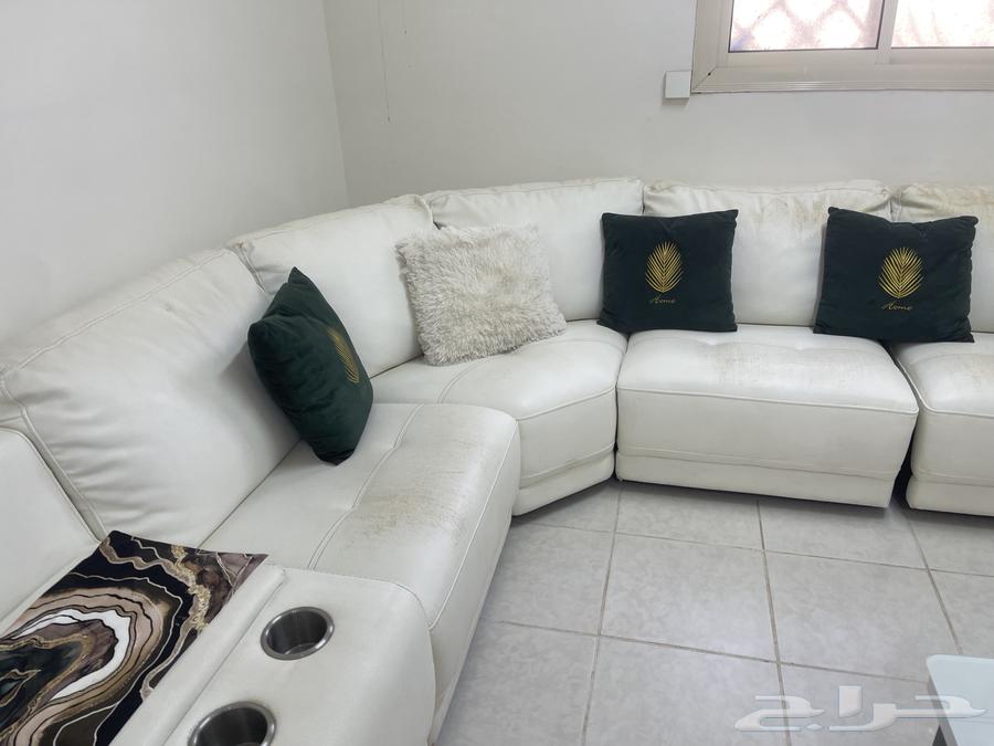 اثاث منزلي فاخر مستعمل نظيف للبيع64399995579650114