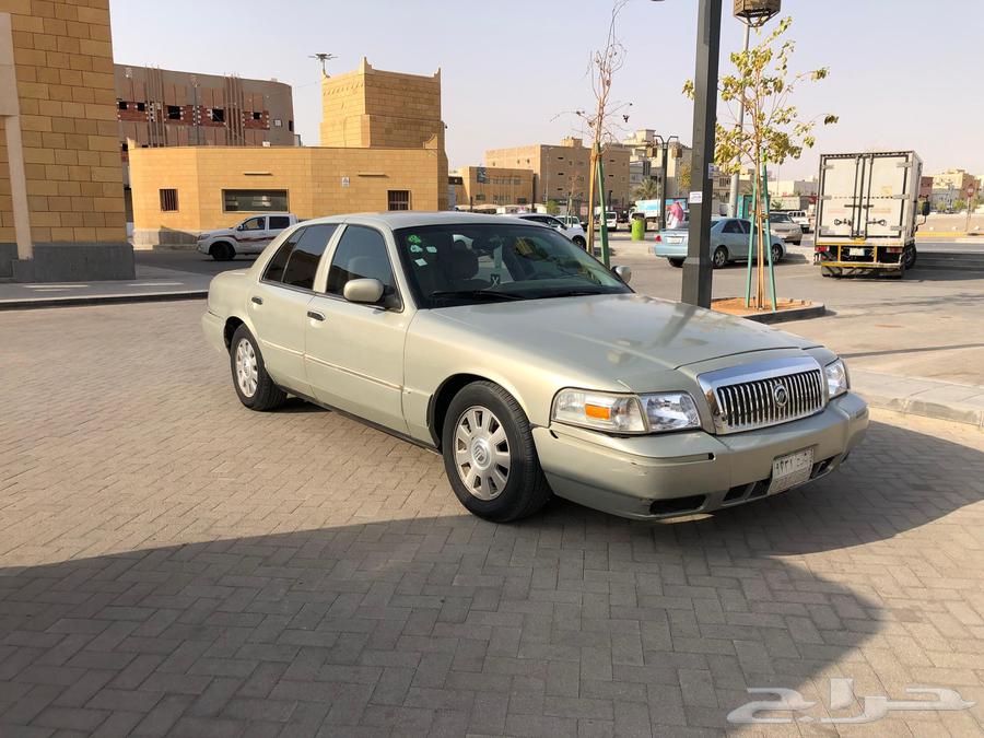 للبيع فورد ماركيز 2004 نظيف64544663698561114