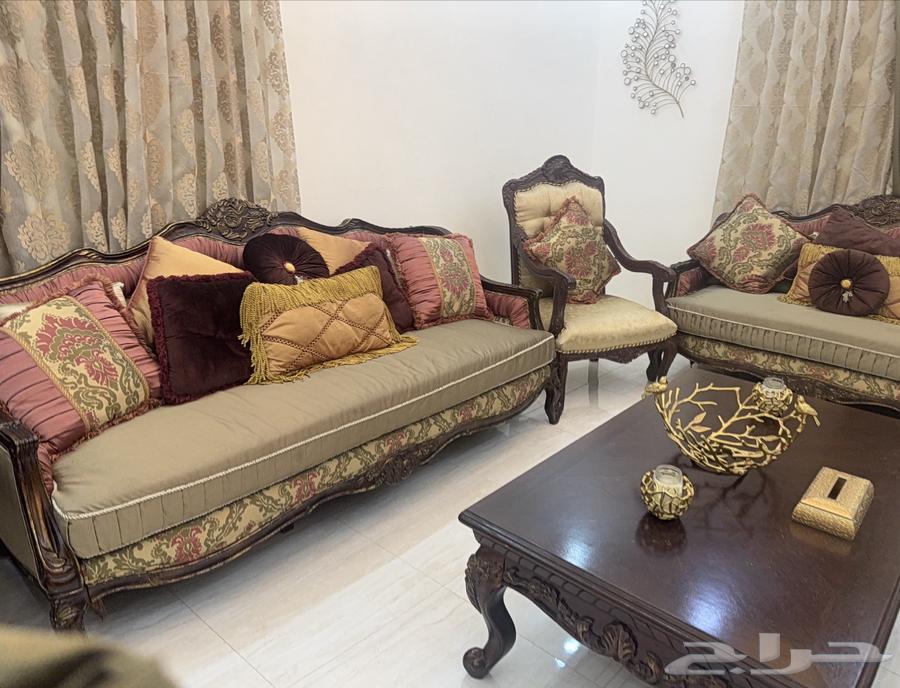 كنب نظيف جدا للبيع من المطلق الشراء 22000R للبيع اعلى سوم64399647946115114