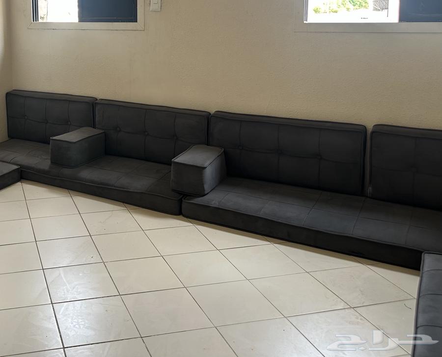 Ground floor seating64399494089475114