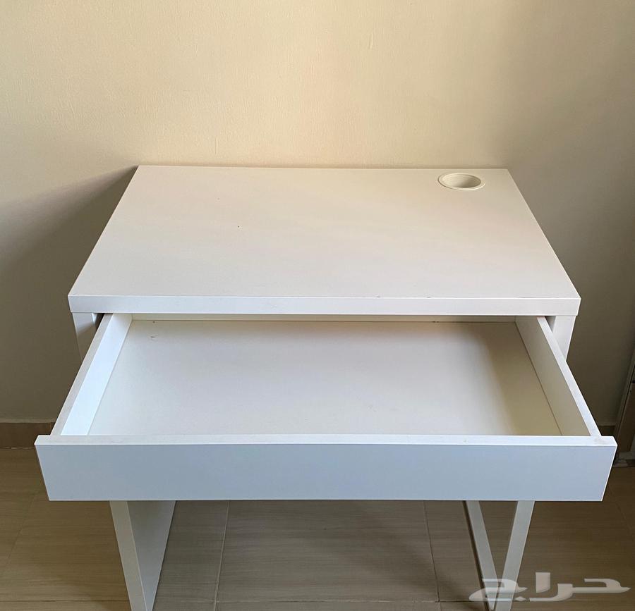 طاولة مكتب من إيكيا64397157856001114