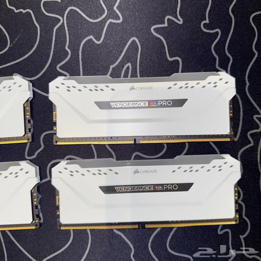 Corsair RAM DDR4 3200MHz 16CL Corsair RAM 32GB64393279384835113