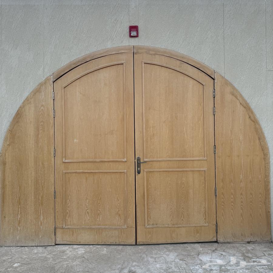 بيع باب خشب64397936177410110