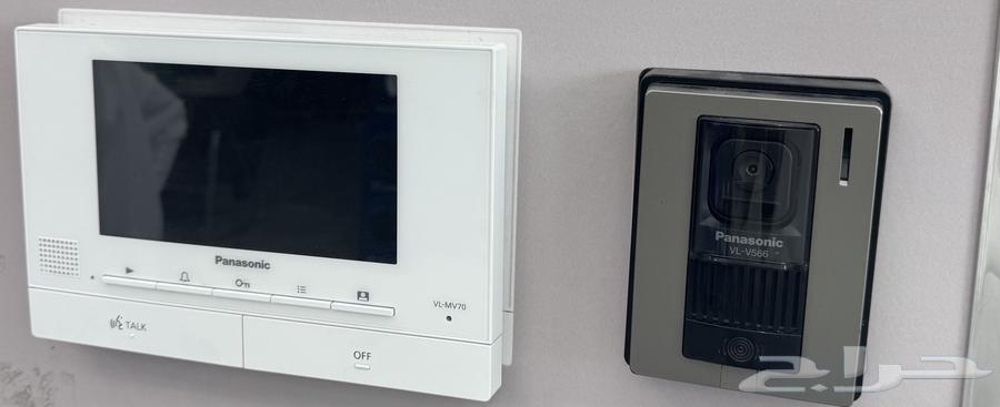 Doorbell with screen and camera for sale, new in box63619166297731110