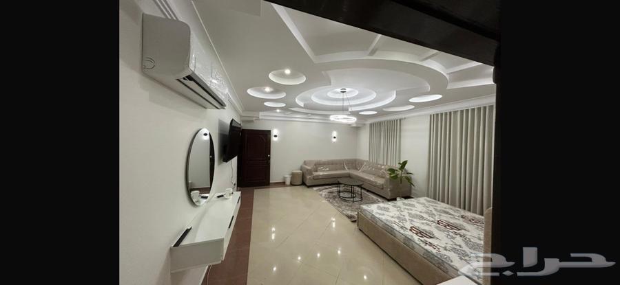 Luxurious furnished studio in Al Muraykh for rent63614093653889111