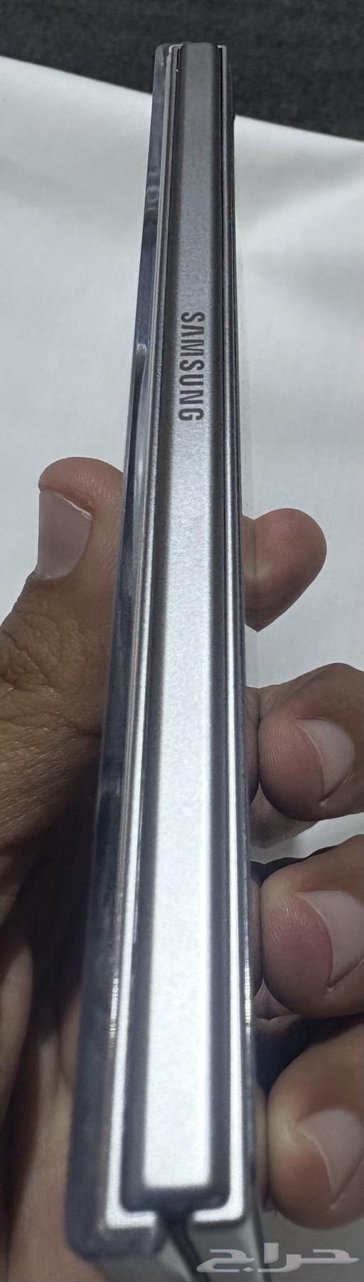 Z Fold 7 51264396351514625111