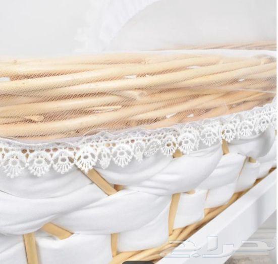 سرير اطفال وهزاز بنفس الوقت ججدديدد للامانه وكشخه64393073047298114