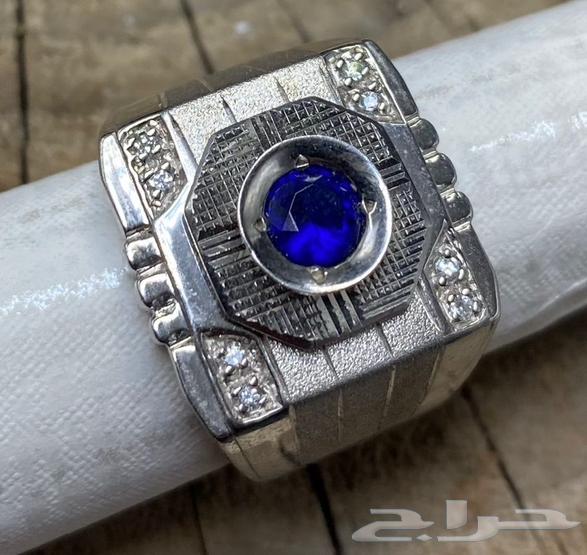 خاتم فضه إيطالي راقي وفخم بفص ياقوت ازرق ومرصع بزركون64394813754753110