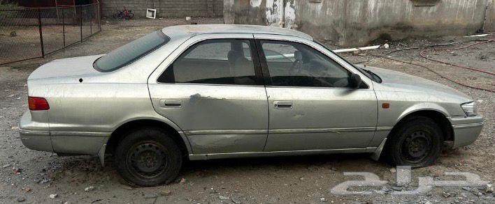 كامري 2001 مجدد يوجد دقه في الباب الخلفي63618079588737111