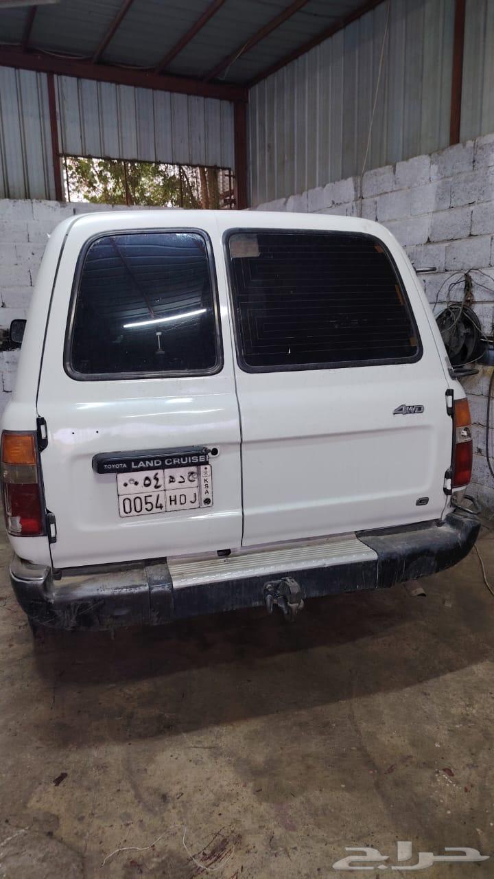 Toyota Land Cruiser Solol model 92, new, has been in an accident, full chassis replaced and new64540666612482111