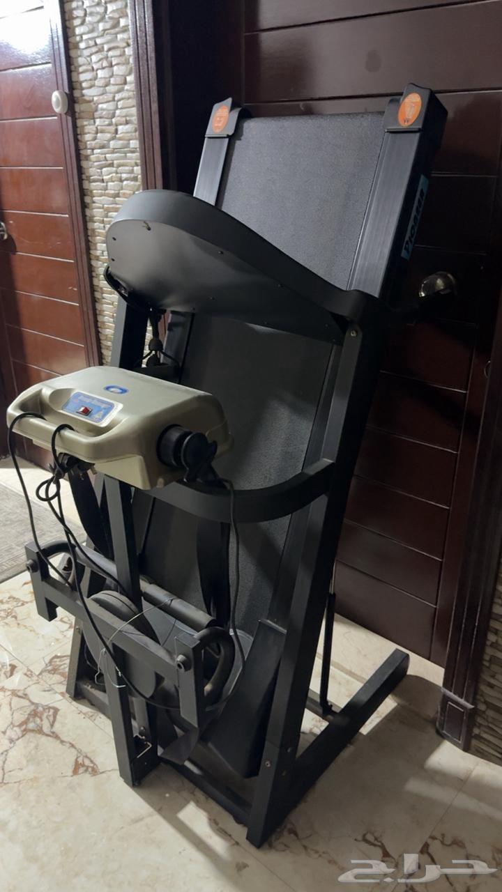 Treadmill device64394468788611110