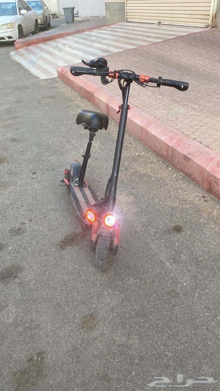 Scooter64393790368385111