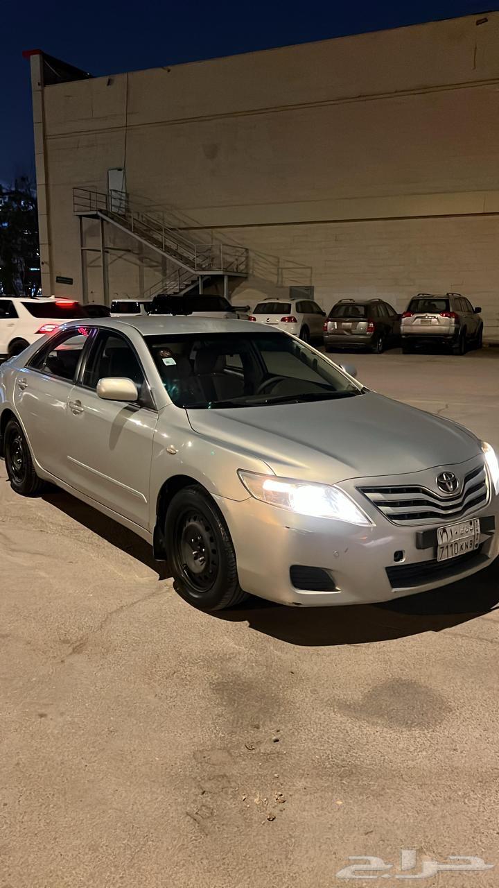 للبيع تويوتا كامري 201164550647501697110