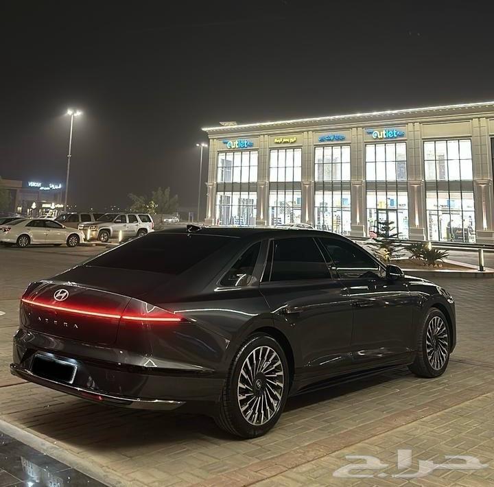 هونداي ازيرا 2024 كاليجرافي اعلى فئة الناغي64551961963010114