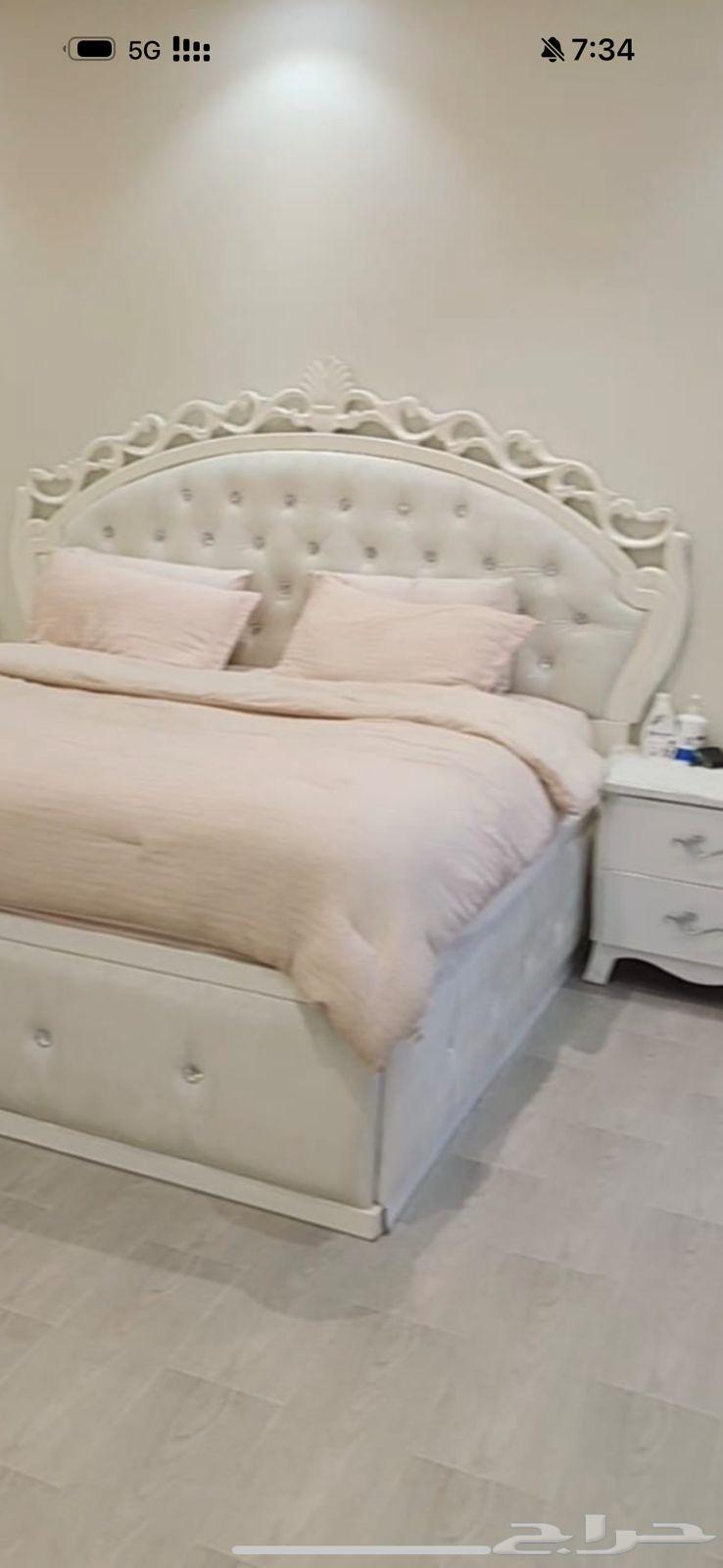 سرير للبيع مترين في مترين64396323632897110