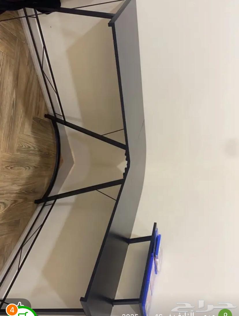 Large L-shaped table and almost new table, urgent sale64400577447681112