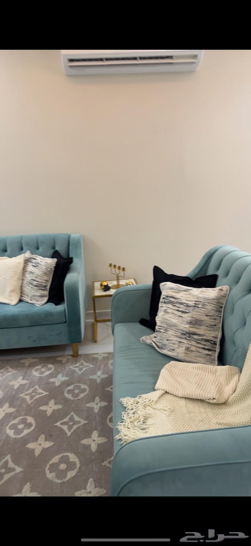 كنب 7 نفر مع طاولات ذهبي استيل64398673048578110