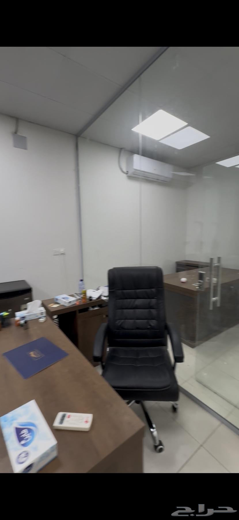 Office space with furniture for rent63614095678467114