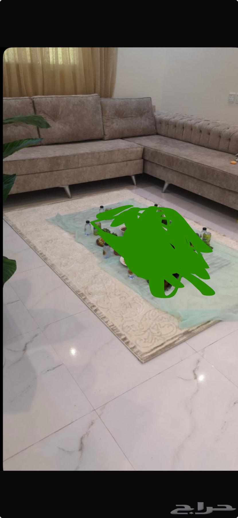 Sofa priced at 500 SAR, size 3x364398103504641110