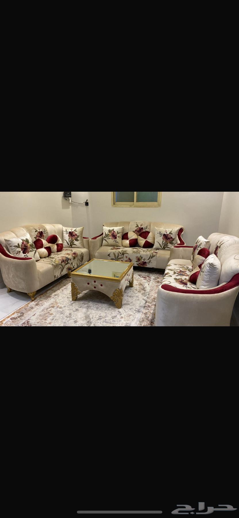 طقم كنب نظيف جدا شبه جديد64395241426051111