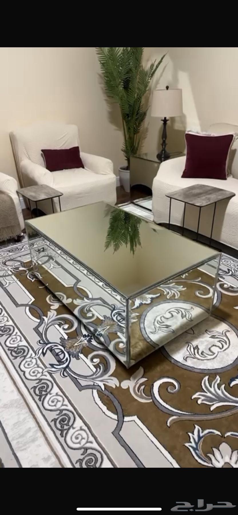 Very very clean tables64398465240449113