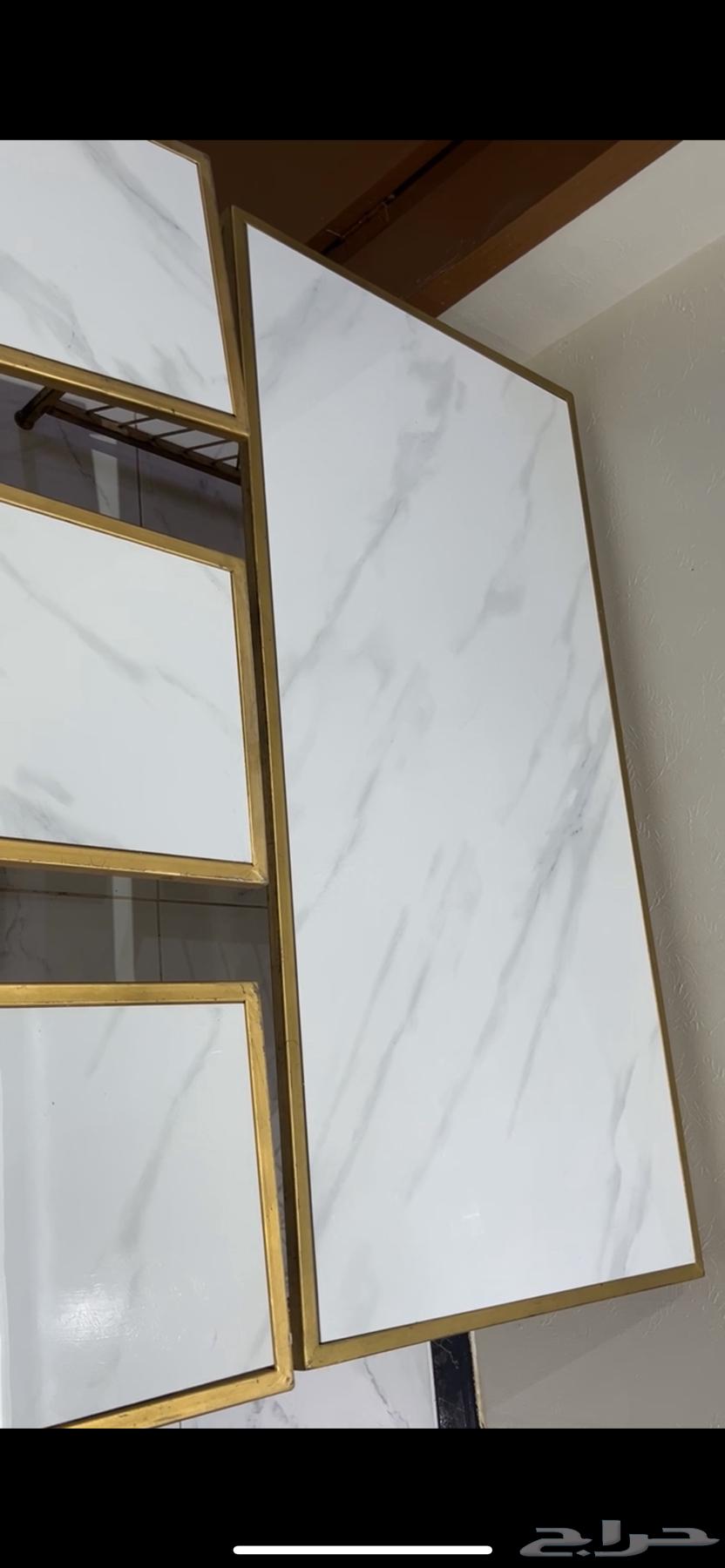 طاولة للبيع جديده64393652265346111