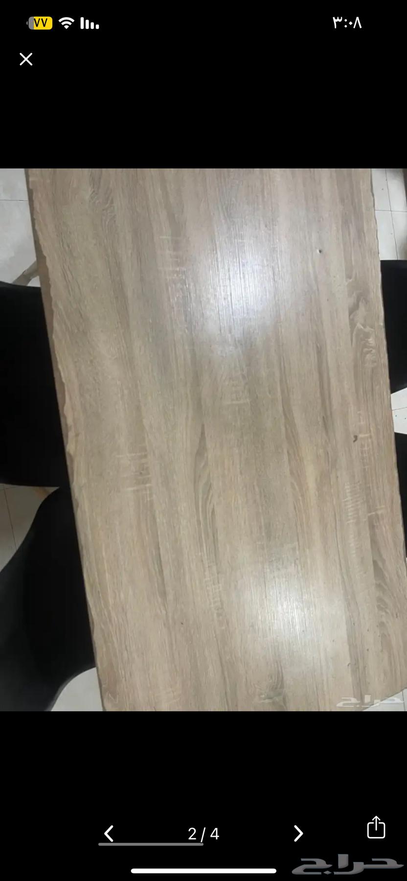 Table and 4 chairs64399091832707111