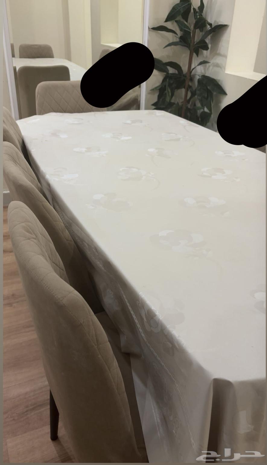 طاوله للبيع64399647956353112