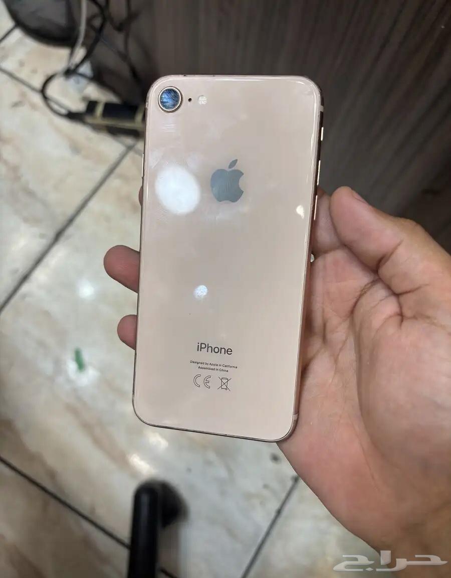 ايفون 8 نظيف64395531815939111