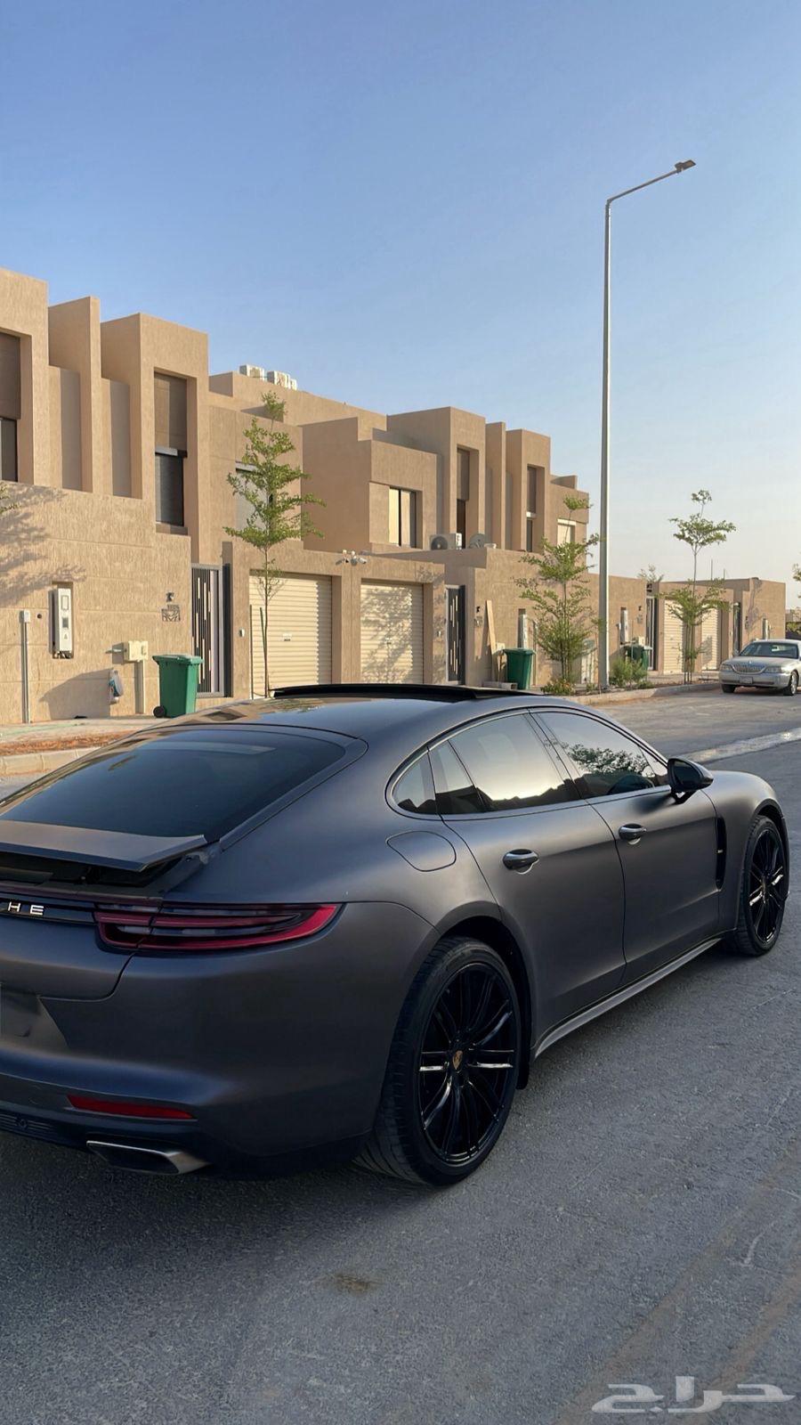 Porsche Panamera V6 201763618068768387111