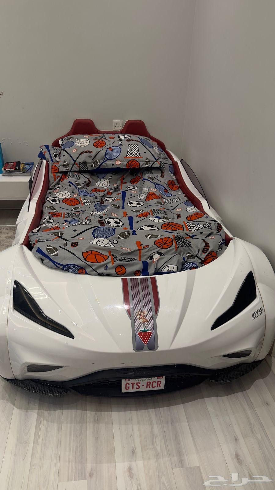 للبيع سريرين اطفال ماركة  cilek64401077508995111