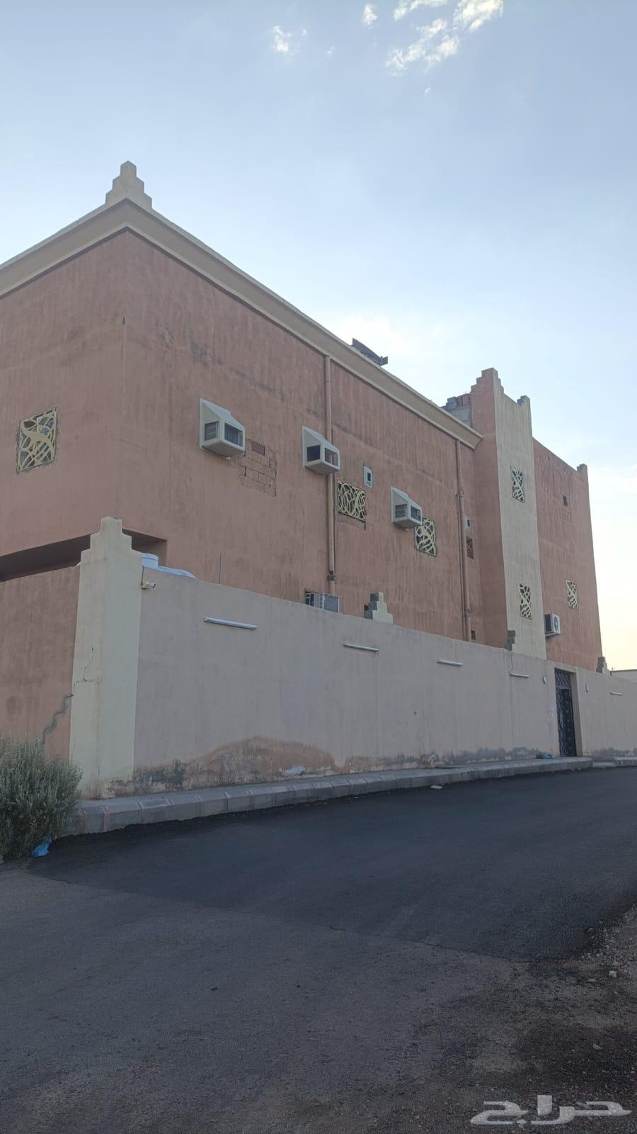 للبيع عمارة سكنية فى حمراء ب دورين وملحق63614091672194111