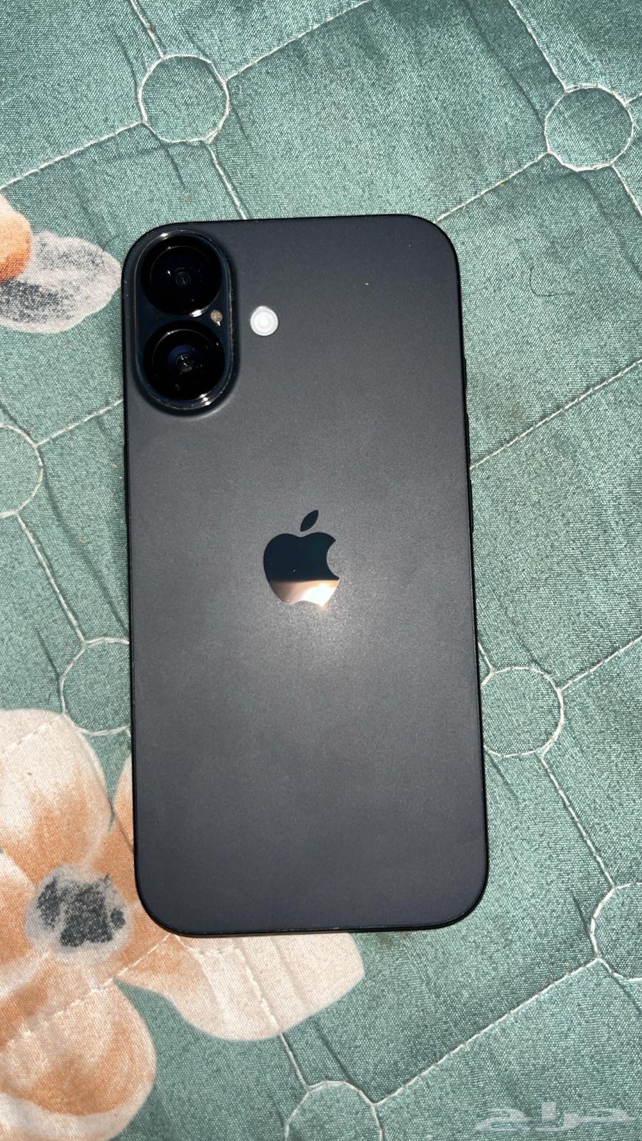 آيفون1664399703297793111