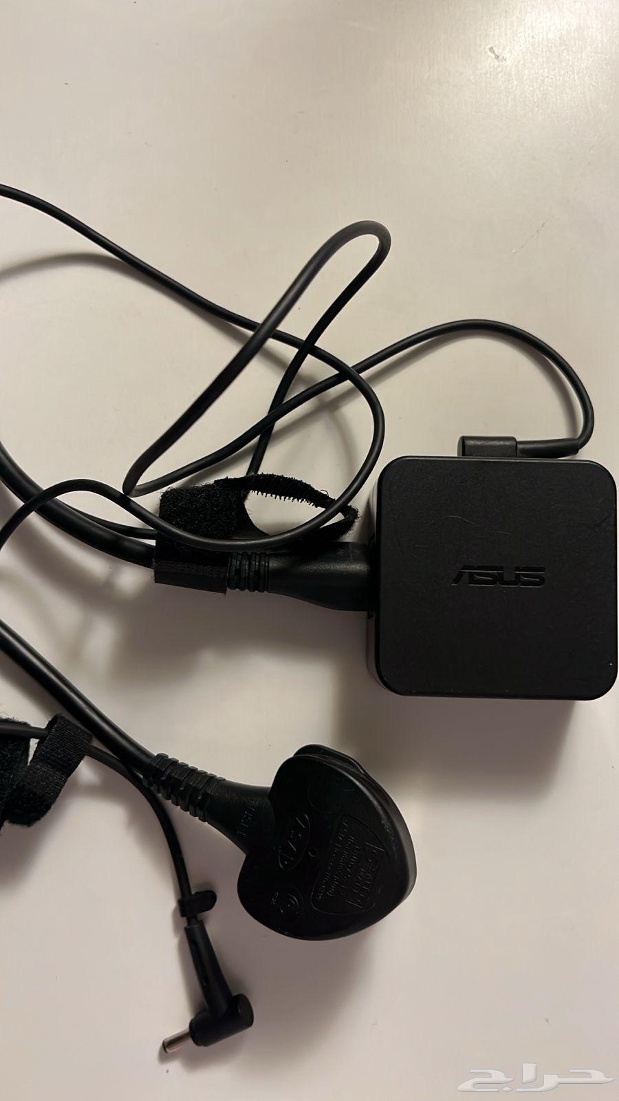ASUS Laptop Very Very Clean63619274262401112