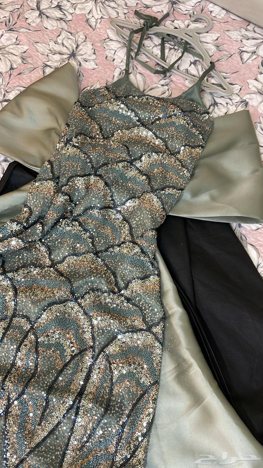 فستان جديد لم يلبس مقاسxs من ماقلا شريته ب 480 ابيعه ب20064365070524035114