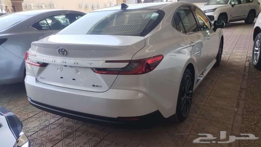 كامري LE هايبرد 2025 ب123الف64542714587138113