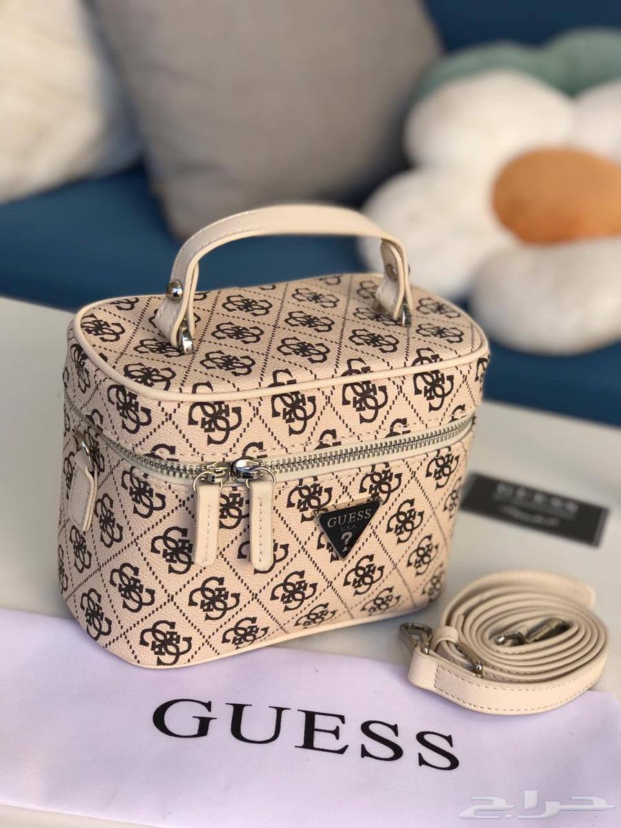 شنط قيس 180 ريال شامل الشحن64397769628289114