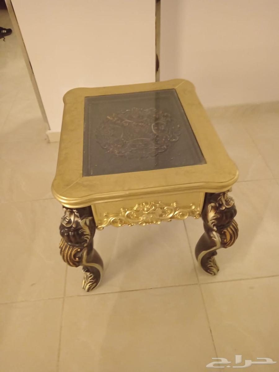طاولتين للبيع64394053156738110