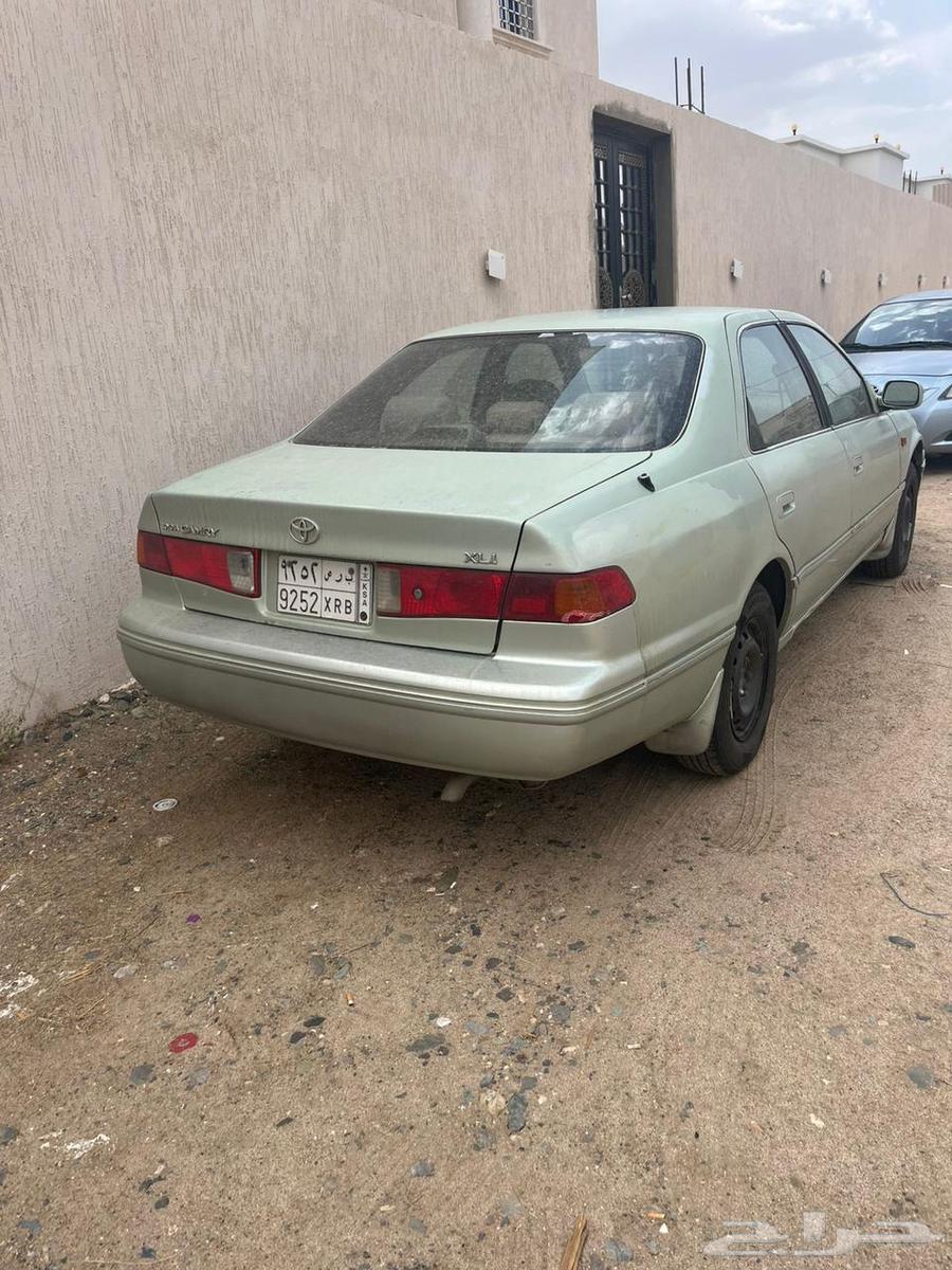 كامري 2002 موتر طيب محركاته شرط بدي فيه رشوش متفوته بدون صد64548014356866112