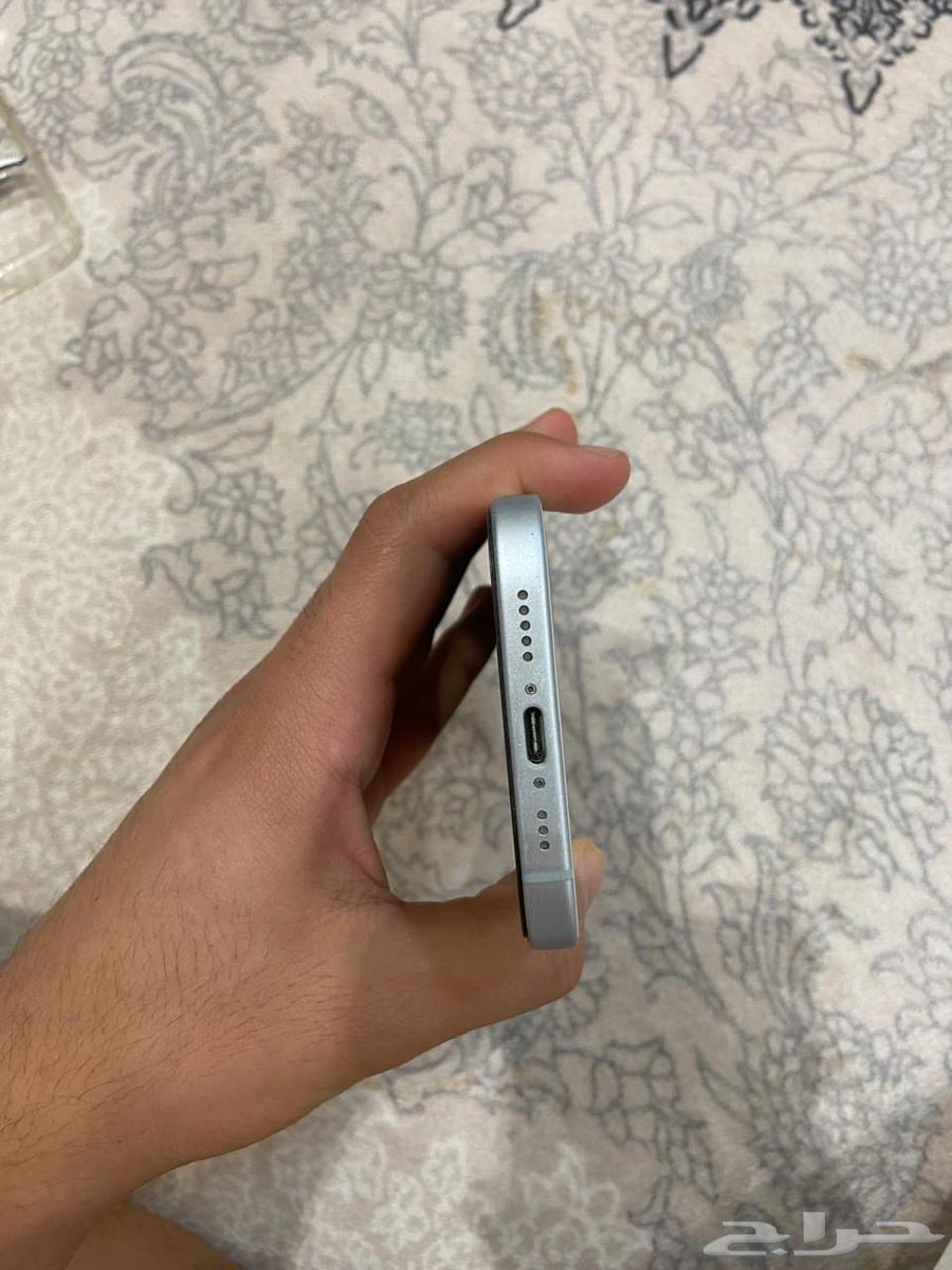 iPhone 1564392484172418114