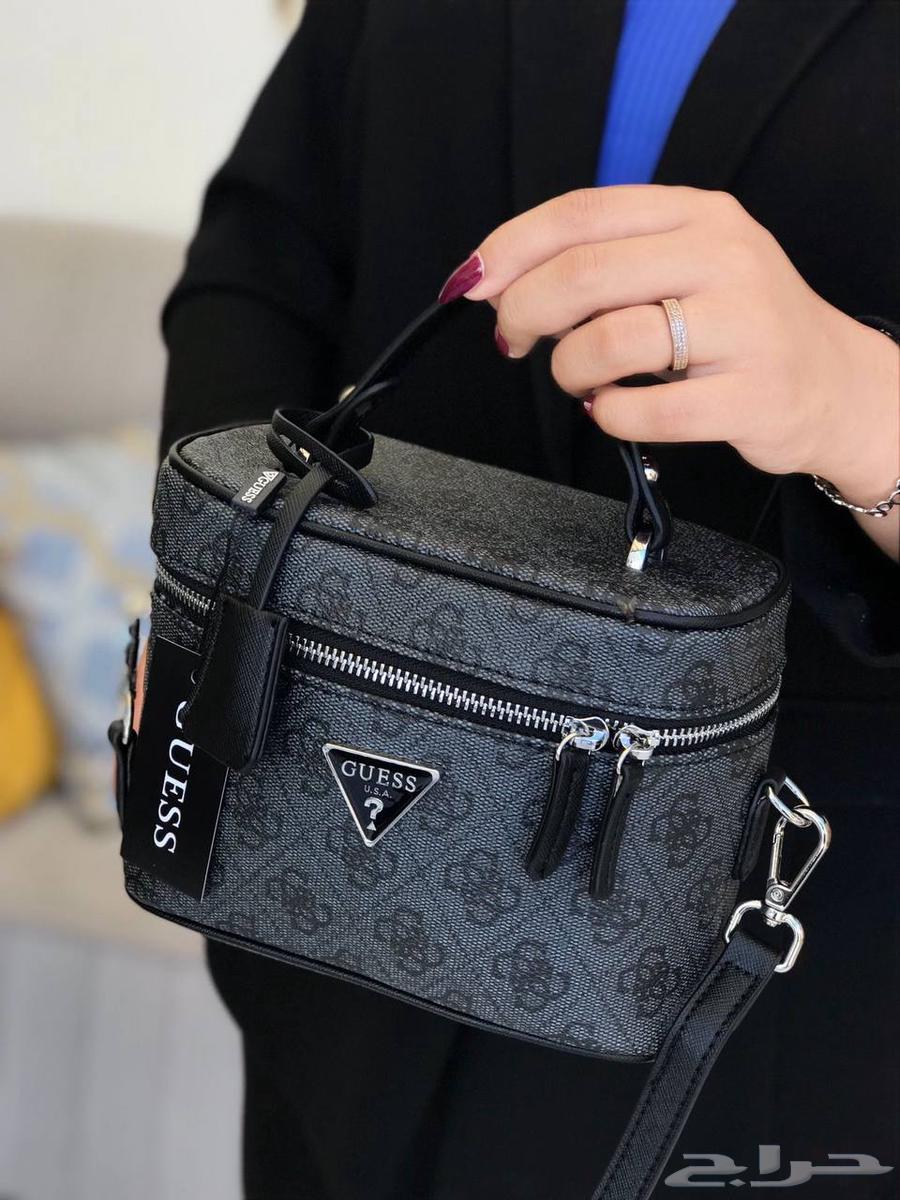 شنط قيس 180 ريال شامل الشحن64397769628289110