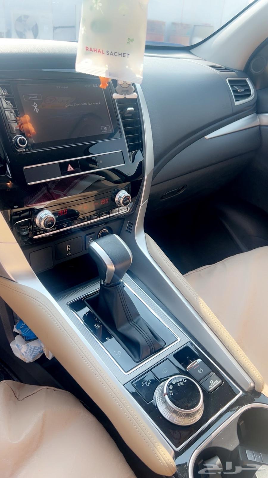 للتنازل ميتسوبيشي مونتيرو 202464558003892995114