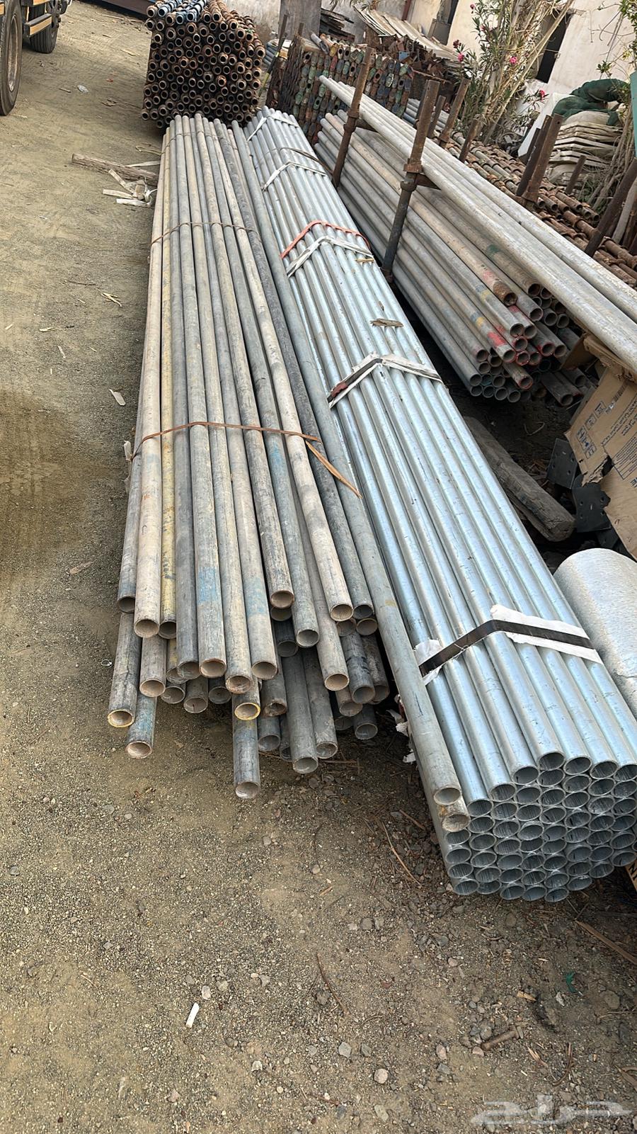 Scaffolding planks and poles for sale64141841977729110