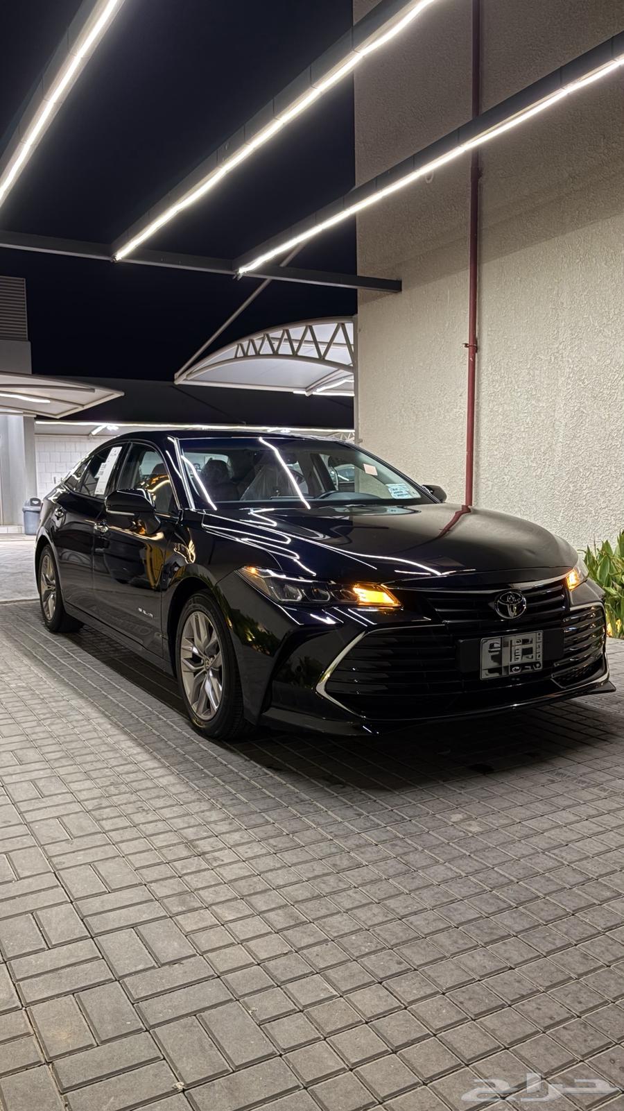 افالون اسود موديل 202264556027933570111