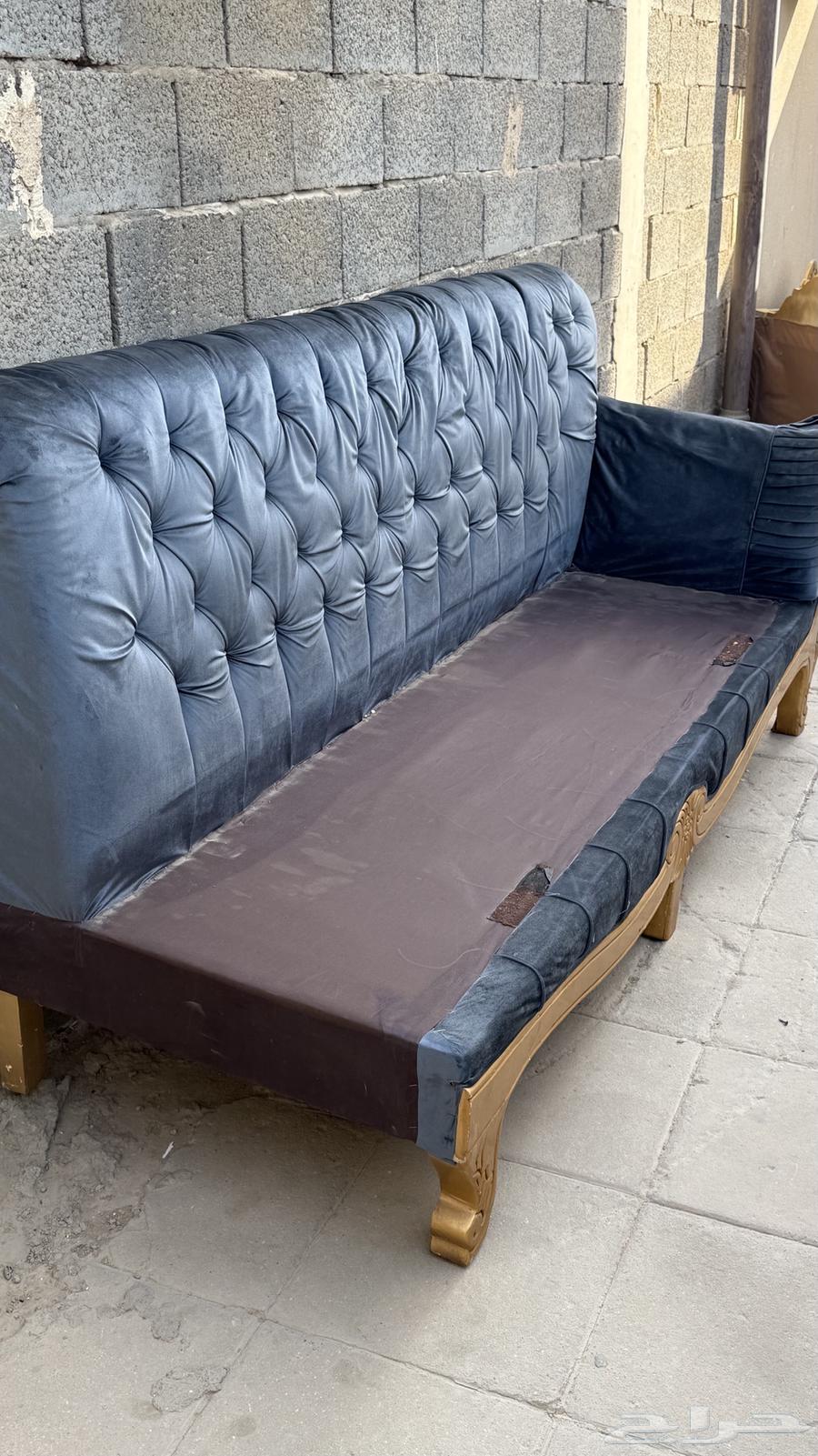 كنب للبيع مستخدم64401828532098114