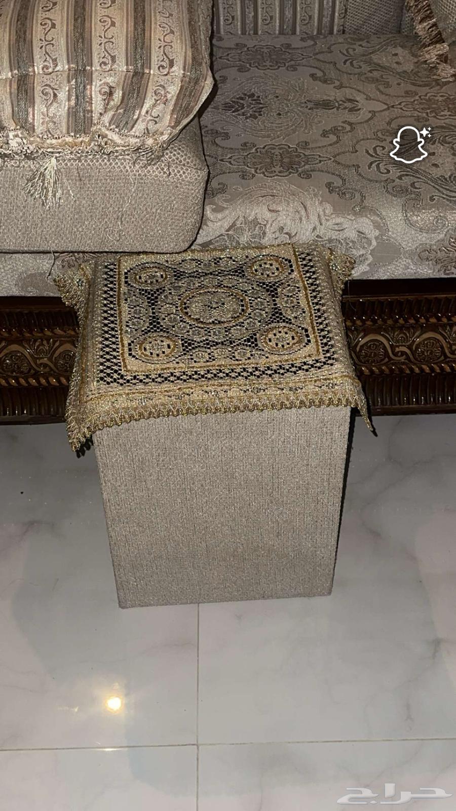 مجلس كامل للبيع مع ملحقاته64401647550849114