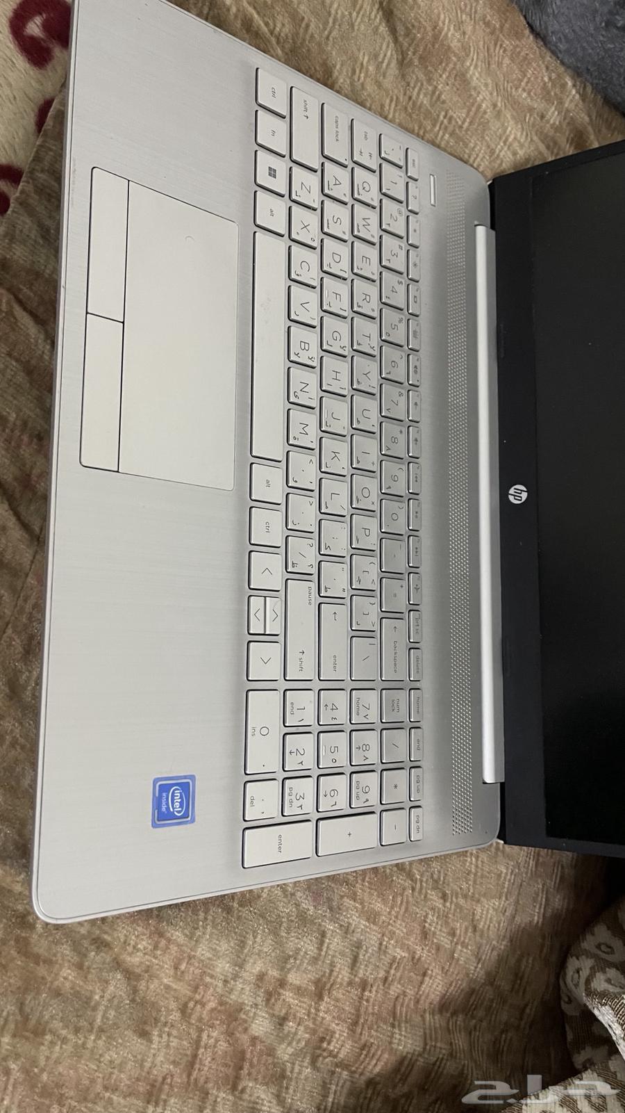 لاب توب اتش بي hp موديل 2017 شبه جديد مع الكابل تبعه فقط64403053961217111